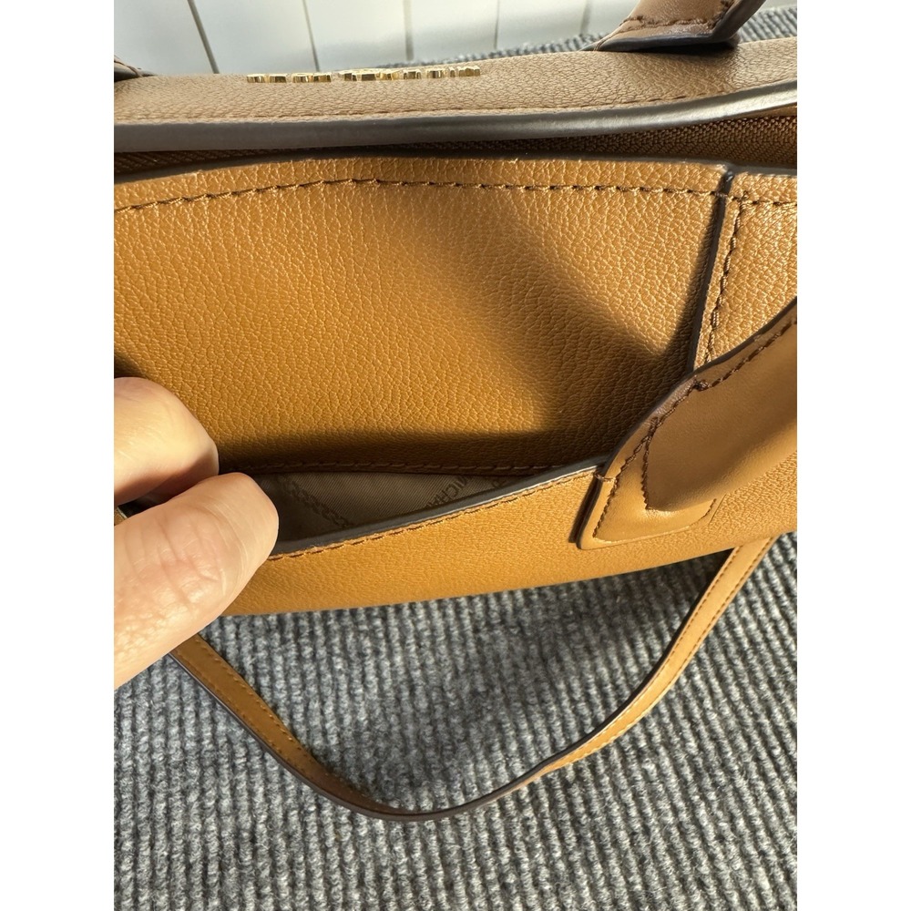 Michael Kors Large Avril Pebbled Brown Leather Satchel Crossbody Luggage NWOT - Picture 11 of 16